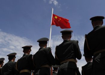 قوات من الجيش الصيني