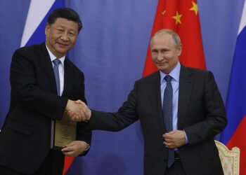 الرئيس الروسي، فلاديمبر بوتين، ونظيره الصيني، شي جين بين.صورة.إزفستيا