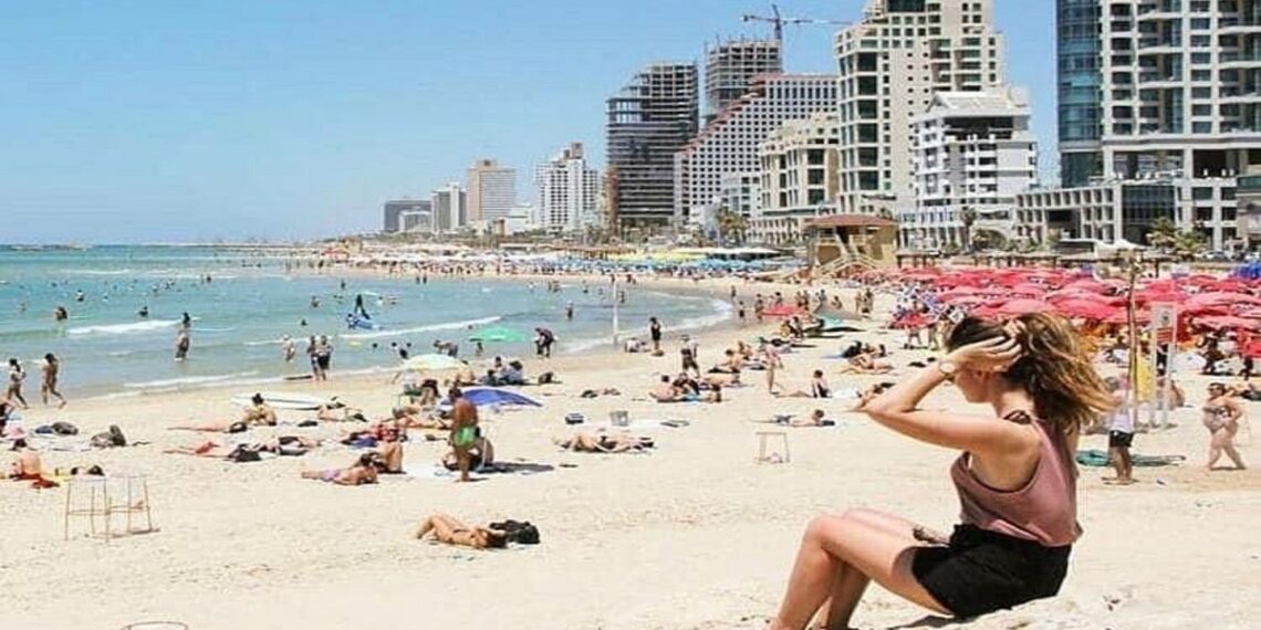 رحلات ثنائية تجمع سياح العالم بين إسرائيل والمغرب.. فكيف ذلك؟