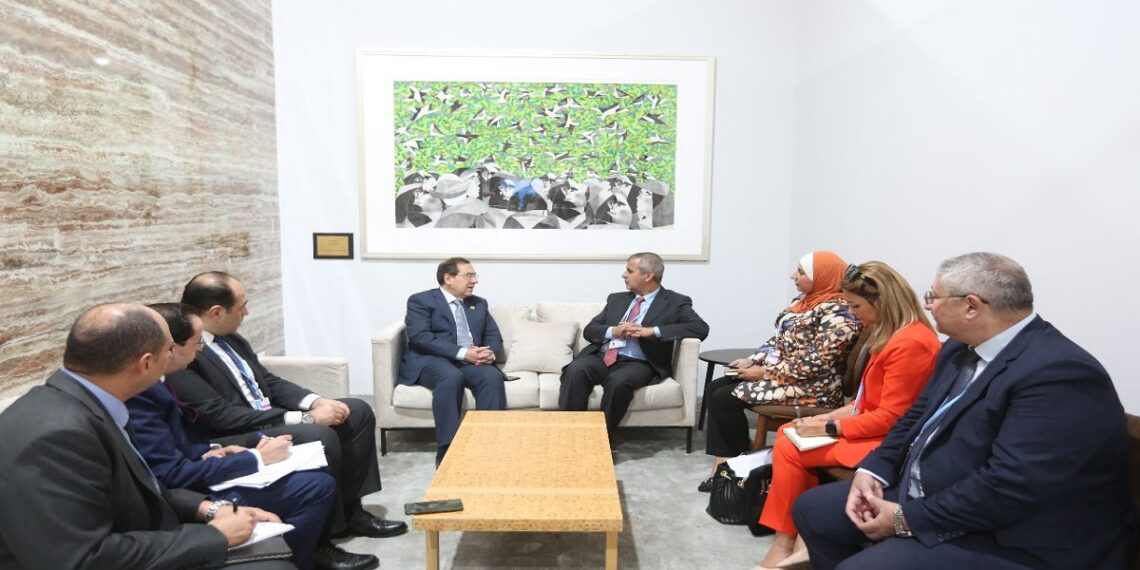 وزير البترول المصري ونظيره الأردني.صورة.رياليست