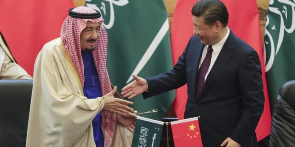 سلمان بن عبد العزيز، وشي جين بينغ.صورة.CNN