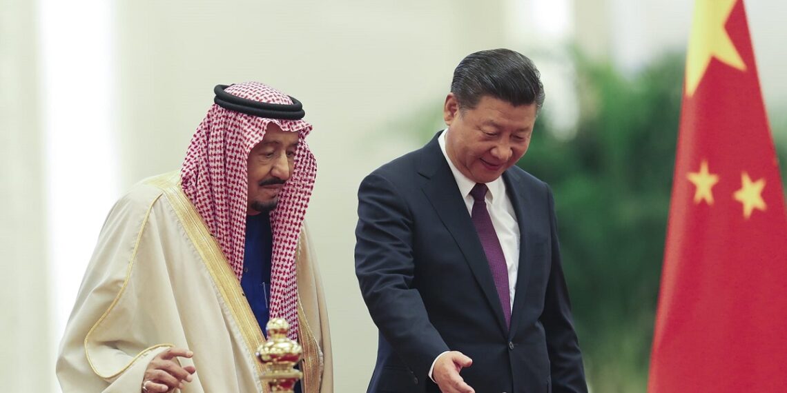 سلمان بن عبد العزيز، وشي جين بينغ.صورة.CNN