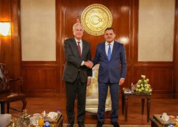 عبدالحميد الدبيبة، ووليام بيرنز.صورة.المكتب الإعلامي لحكومة الوحدة