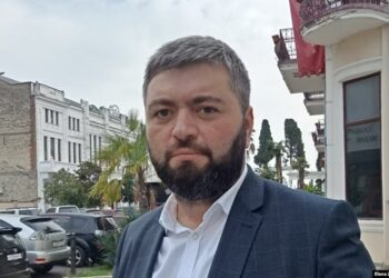 أستامور لوغوا