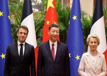 شي جين بينغ، إيمانويل ماكرون، أورسولا فون دير لاين.صورة. bigasia.ru