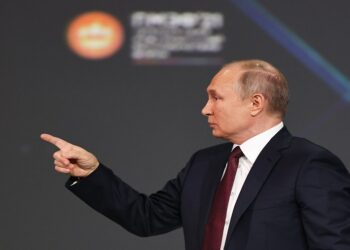 الرئيس الروسي فلاديمير بوتين.صورة. sanktpeterburg.bezformata
