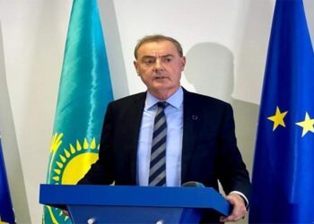 ديفيد أوسوليفان.صورة.الشبكات الاجتماعية