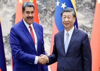 شي جين بينغ، ونيكولاس مادورو.صورة. ms.octagon.media