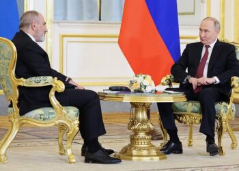 فلاديمير بوتين، ورئيس الوزراء الأرمني، نيكول باشينيان.صورة.ريا نوفوستي