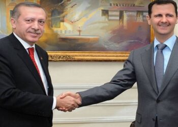 الرئيس السوري، بشار الأسد، ونظيره التركي رجب طيب أردوغان.صورة.الشرق