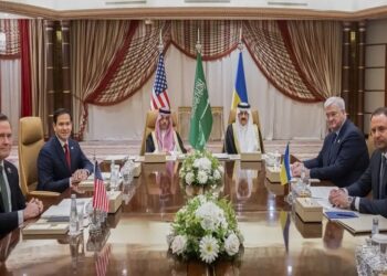 ما هي الخيارات المطروحة للنقاش والتفاوض من قبل أمريكا على الكرملين بشأن وقف الحرب الروسية الأوكرانية؟