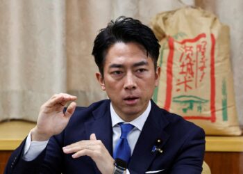 الرئيس التنفيذي لبنك باركليز يحذر من زيادة الضرائب على البنوك ويدعو الحكومة البريطانية إلى كبح أجور القطاع العام