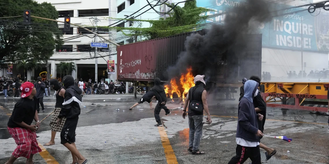 الجيش الإسرائيلي: إجلاء أكثر من 550 ألف مدني من مدينة غزة