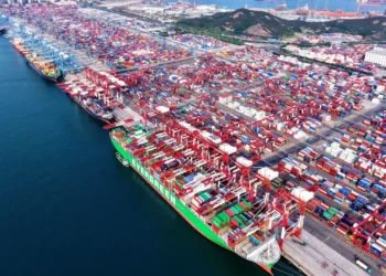 الصادرات الصينية إلى الولايات المتحدة تهبط 33% في أغسطس وسط تباطؤ النمو