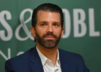 شركة مملوكة جزئيًا لنجل ترامب تفوز بأكبر عقد من البنتاغون لإنتاج طائرات مسيّرة