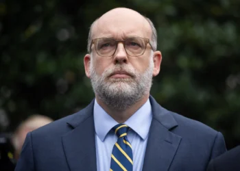 مستشارو ترامب يحذرون من خسائر اقتصادية بـ15 مليار دولار أسبوعياً في حال استمرار الإغلاق الحكومي