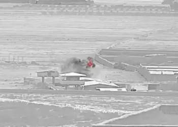 القوات الباكستانية تسيطر على 19 موقعاً حدودياً أفغانياً بعد اشتباكات عنيفة مع طالبان