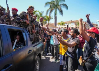 تصاعد التوتر بين مانيلا وبكين بعد استخدام مدافع المياه ضد سفينة فلبينية في بحر الصين الجنوبي