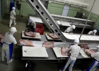 البرلمان الإسباني يقرّ حظراً دائماً على تصدير السلاح إلى إسرائيل بسبب ما وصفه بـ«الإبادة في غزة»