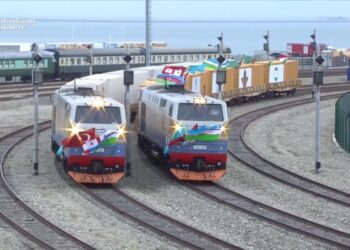 أذربيجان وجورجيا وتركيا تتفق على تعزيز خط باكو–تبليسي–قارص وسط خطط لإنشاء ممر بديل عبر أرمينيا