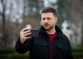 كييف تلقت 52 مليار دولار من المساعدات المالية خلال عام — معظمها من عوائد الأصول الروسية المجمدة