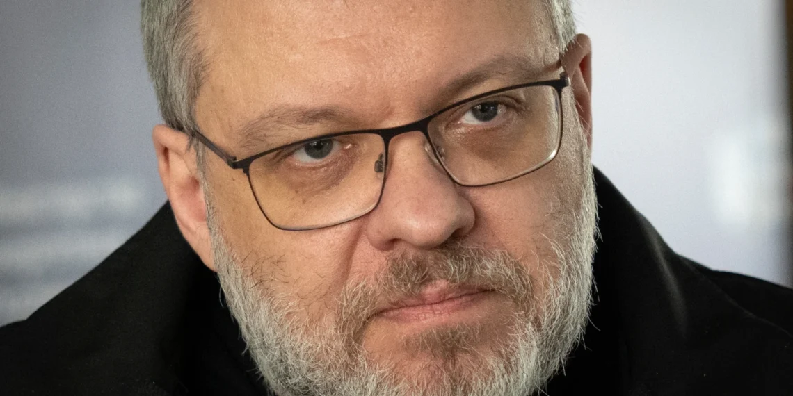 ترامب يوقّع قانونًا لإنهاء أطول إغلاق حكومي في تاريخ الولايات المتحدة بعد 43 يومًا من الشلل