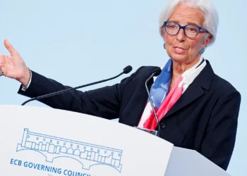 ترامب يهدد بشن هجوم عسكري على نيجيريا بدعوى “اضطهاد المسيحيين”