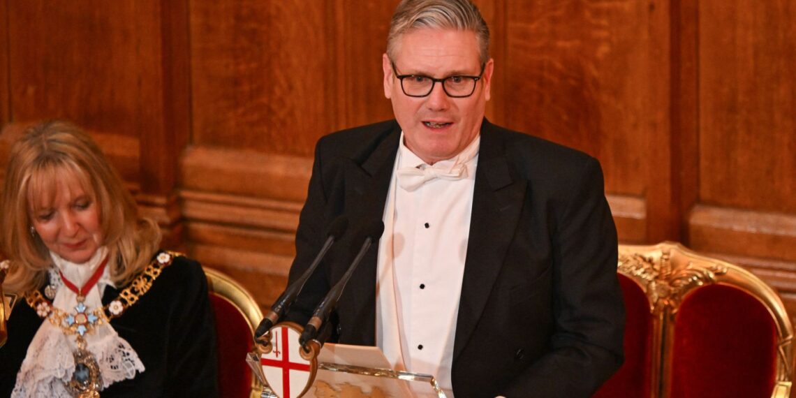 ستارمر يحذر من أن الصين تشكل «تهديدات حقيقية للأمن القومي» للمملكة المتحدة