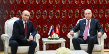 تركيا تطلب من روسيا استعادة منظومة «إس-400» في مسعى للعودة إلى برنامج «إف-35»