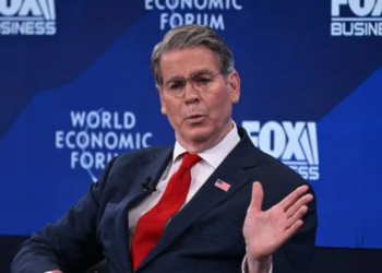 واشنطن تقرّ بدور العقوبات في زعزعة اقتصاد إيران