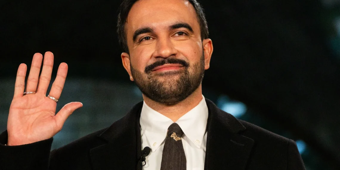 بوتين يتلقى إحاطة حول هجوم بطائرات مسيّرة استهدف قرية خورلي على ساحل البحر الأسود