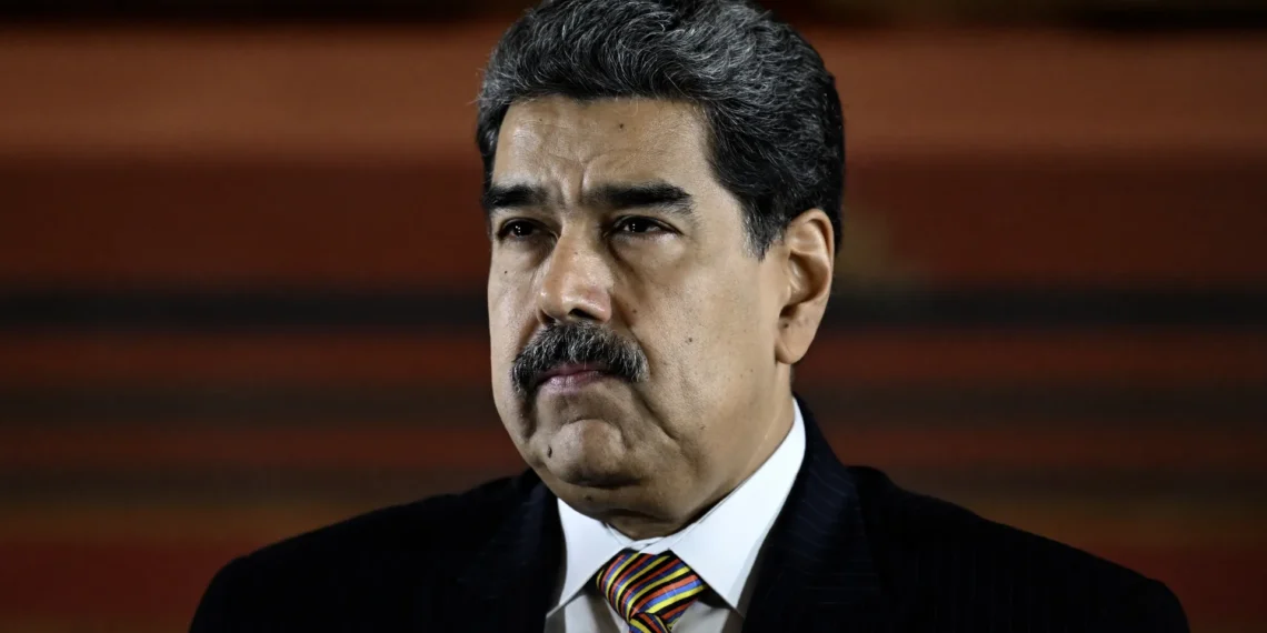 واشنطن تعلن نقل الرئيس الفنزويلي نيكولاس مادورو قسرا إلى الولايات المتحدة