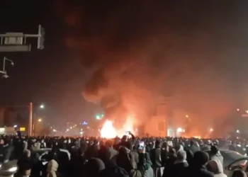 اضطرابات واسعة في الإنترنت بإيران مع تصاعد الاحتجاجات وسقوط قتلى