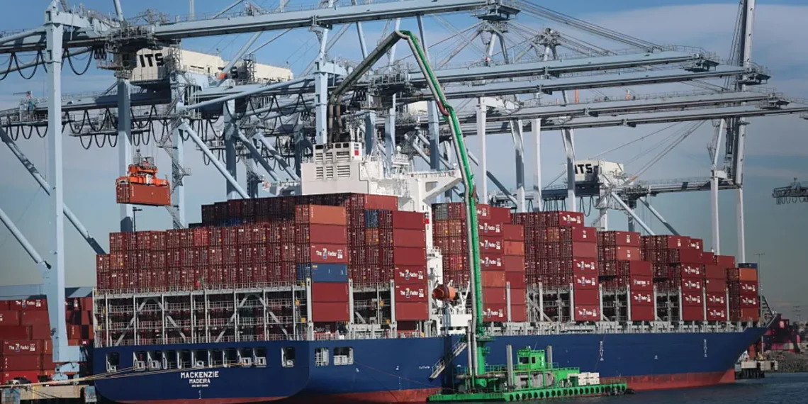 تداعيات نشر ملفات جيفري إبستين تمتد إلى بريطانيا وتزيد الضغط السياسي