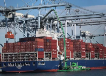 تداعيات نشر ملفات جيفري إبستين تمتد إلى بريطانيا وتزيد الضغط السياسي