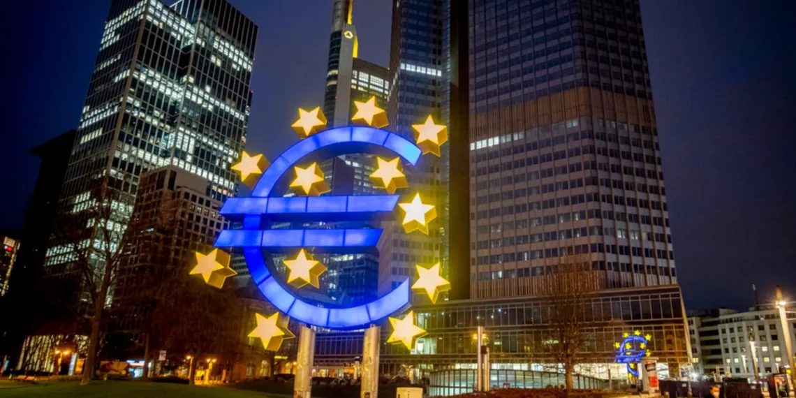 رئيس «التعاون الاقتصادي والتنمية» يدعو قادة أوروبا للإصغاء إلى توصيات دراغي لمواجهة أثر الرسوم