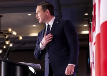 زعيم المحافظين الكنديين: الصين لا يمكن أن تكون بديلاً عن الولايات المتحدة