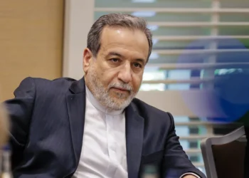 ارتفاع أسعار النفط مع استمرار الغموض حول تأمين مضيق هرمز