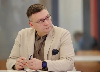 محكمة موسكو تأمر بحبس مسؤول بارز في قطاع التعليم بتهمة اختلاس واسع النطاق