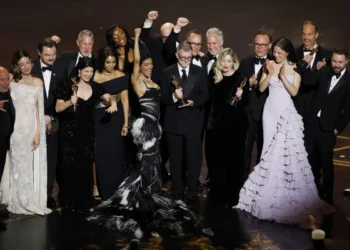 فيلم “معركة بعد أخرى” يحصد ست جوائز أوسكار بينها أفضل فيلم وأفضل مخرج