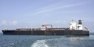 وفاة الممثل ولاعب الفنون القتالية تشاك نوريس عن 86 عامًا