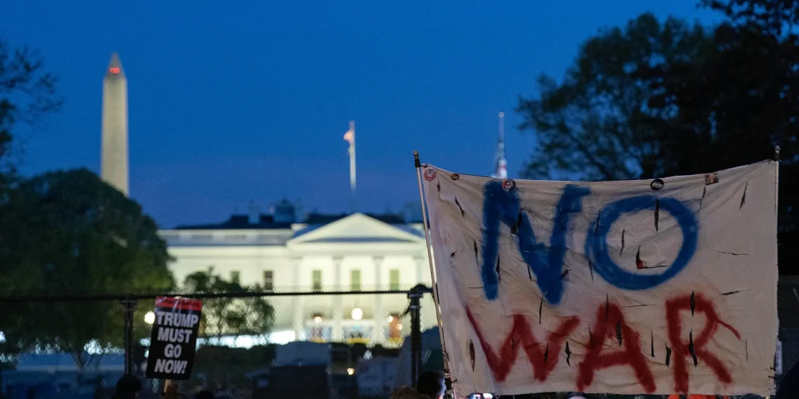 تقارير استخباراتية: المرشد الإيراني غير قادر على أداء مهامه وسط غموض رسمي