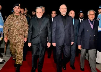 محادثات واشنطن وطهران في إسلام آباد تنطلق وسط فجوة عميقة وانعدام ثقة