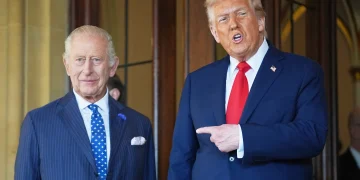 اختراق صيني في بطاريات الحديد قد يخفض تكلفة تخزين الطاقة المتجددة