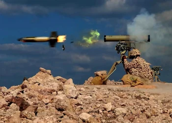 الحرس الثوري الإيراني يعزز نفوذه في مراكز القرار وسط تحولات داخلية