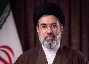 المرشد الإيراني يدعو إلى نظام إقليمي جديد “ما بعد الهيمنة الأميركية”