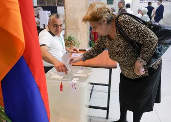 المعارضة الأرمنية تطعن في نتائج انتخابات البرلمان