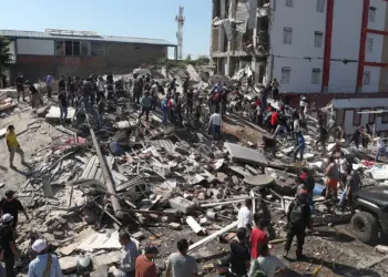 زلزال قوي في غرب كولومبيا يقتل 73 شخصاً ويخلّف دماراً واسعاً