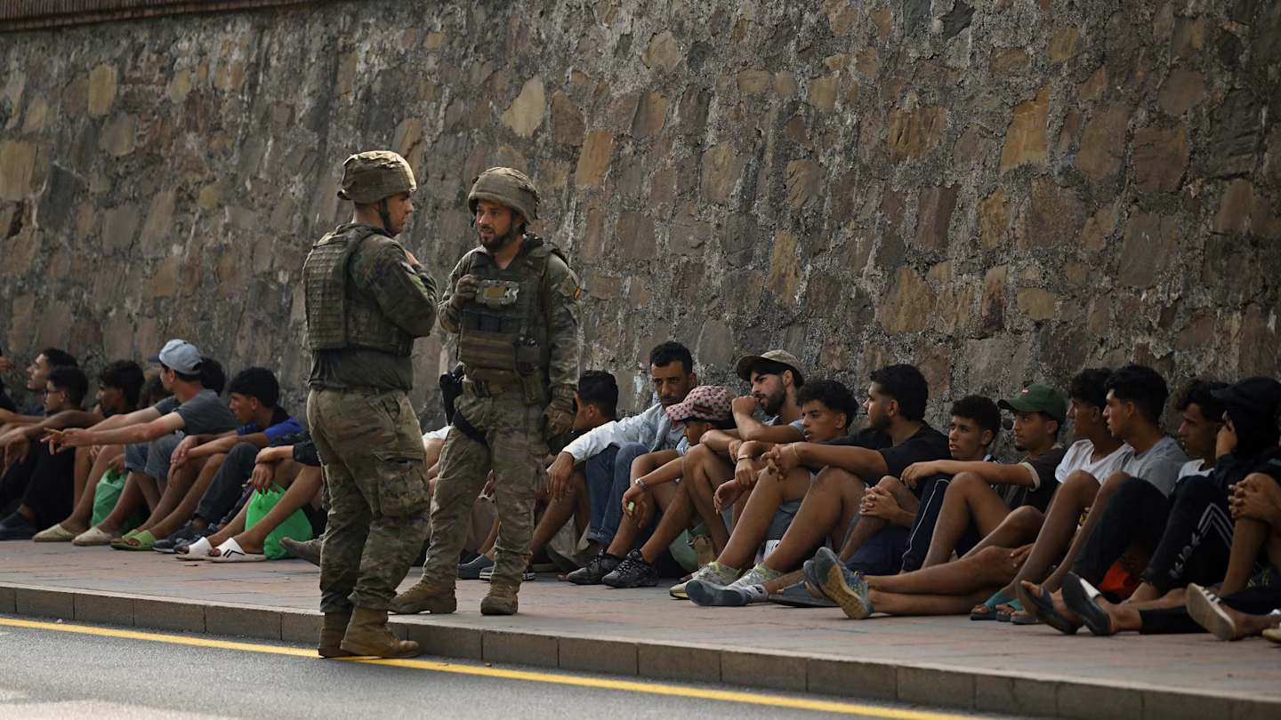 سانشيز يهاجم حكومات أوروبية بعد انتقادات لأزمة الهجرة في سبتة