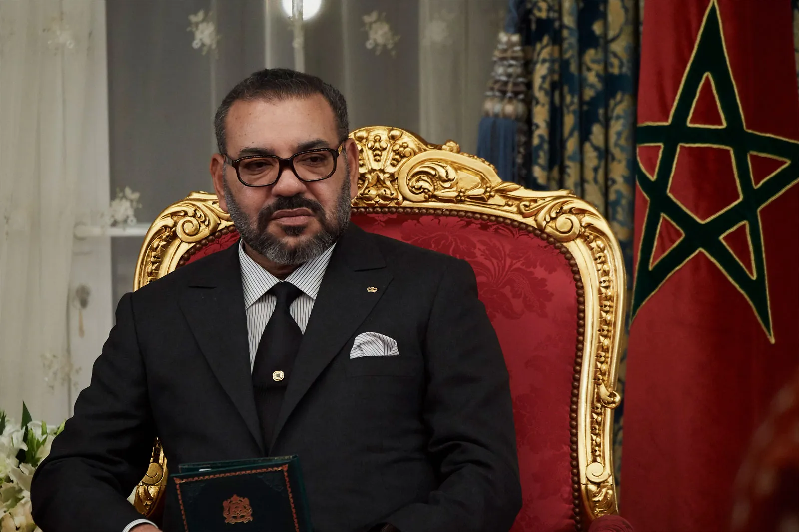 ملك المغرب يدعو إلى إعطاء الأولوية للشباب وإصلاح السياسات الاقتصادية والاجتماعية